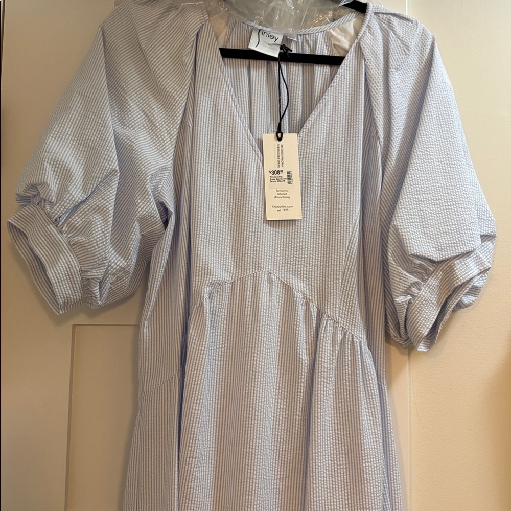 Finley Paloma Seersucker Dress - Picture 4 of 6